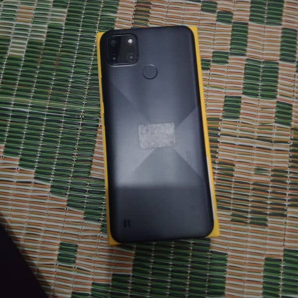 REALME C21-y mobile hai 10/10 condition complete paper and toll box 3