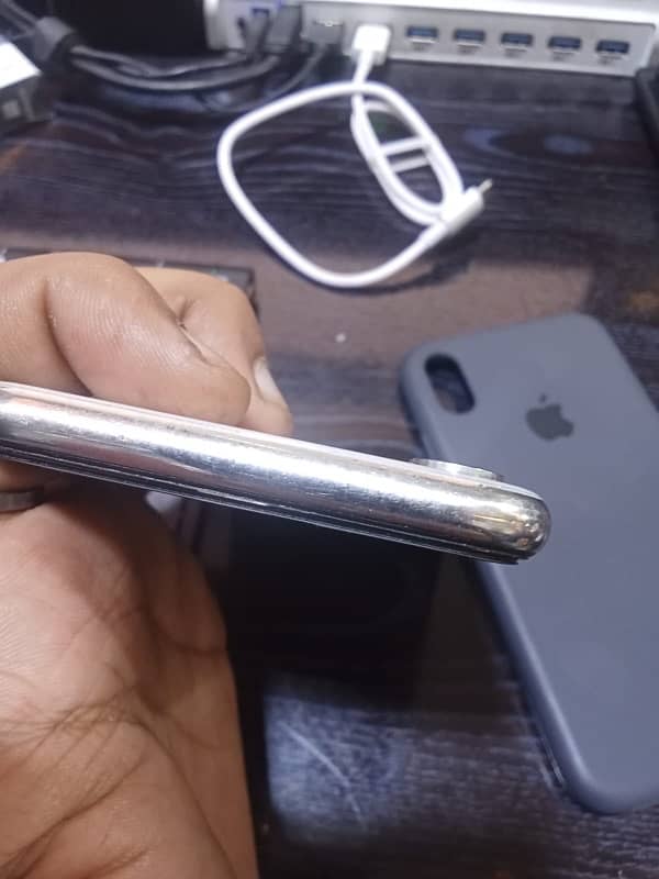 iphone x Pta Approved With Box 4