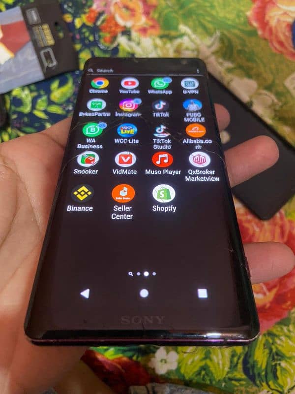 Sony Xz3 4/64 Best For PUBG Game only back or front glass crack he 2