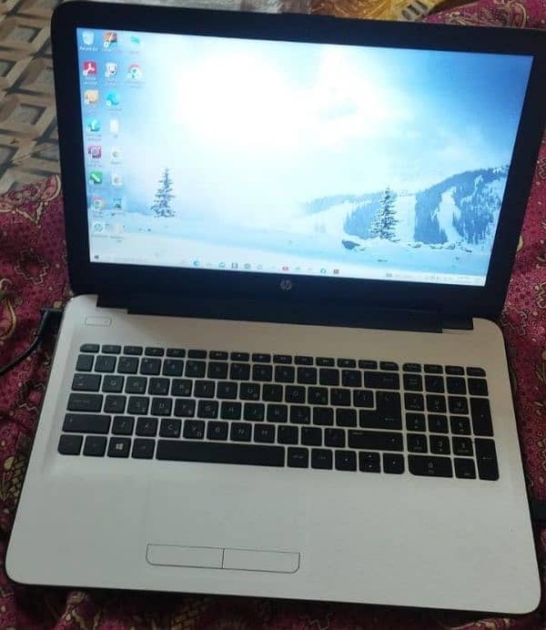 BRAND NEW LAPTOP WITH CLEAN BODY 0