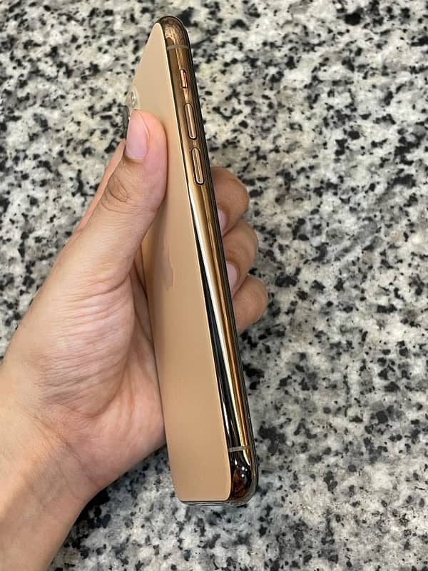 iphone 11 pro PTA approved 3