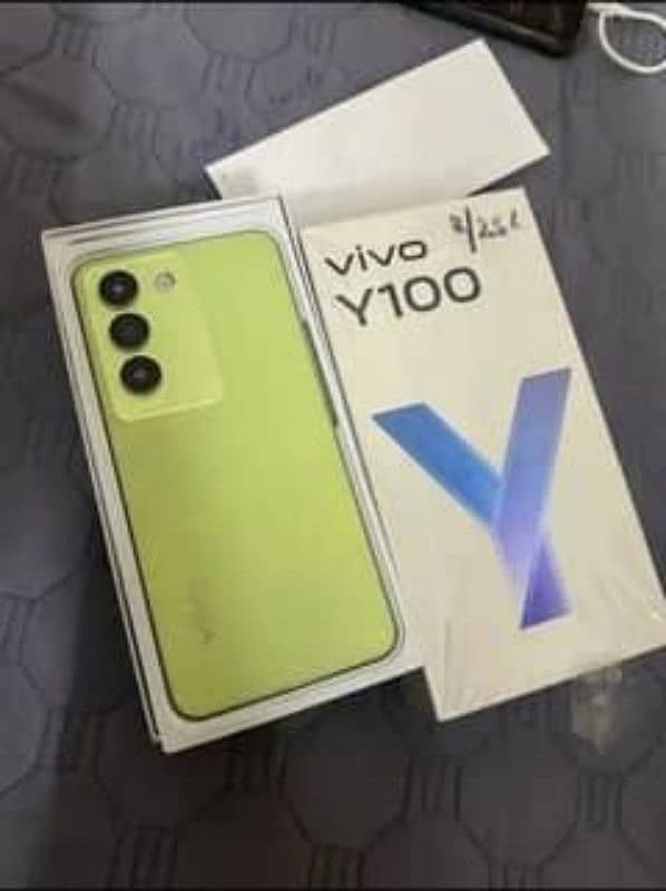 Vivo Y100 (8GB RAM, 128GB Storage,  8 Month Warranty) 2