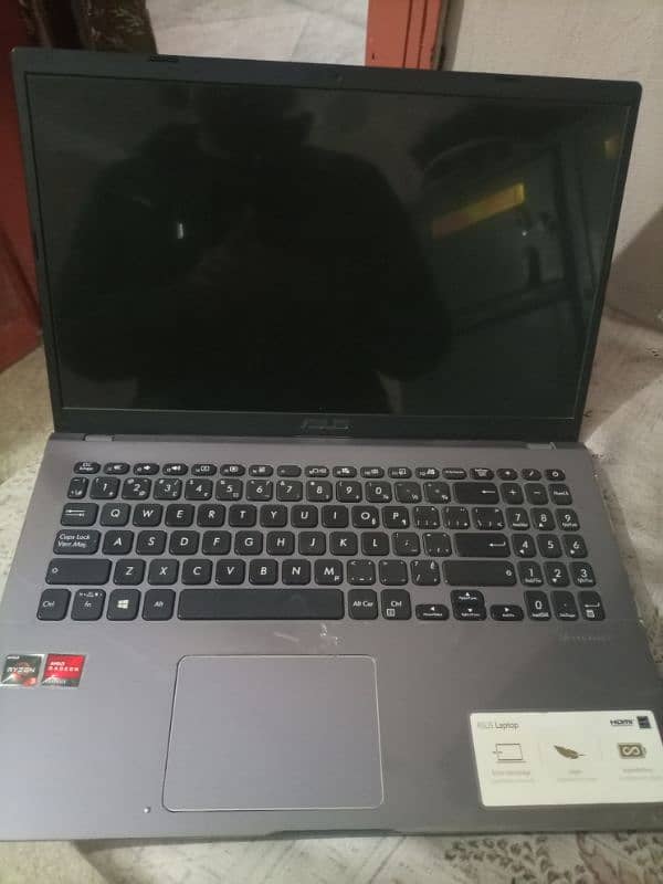 Asus vivobook 1