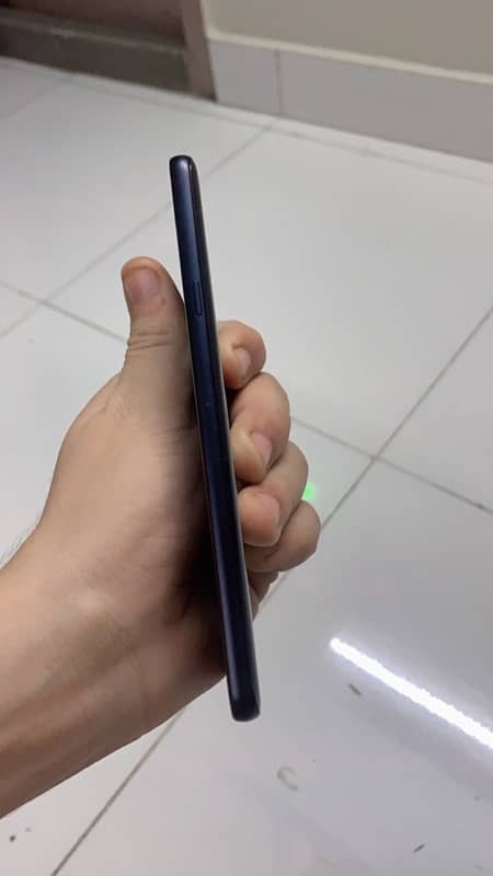 LG G7 Fit 4/32 6