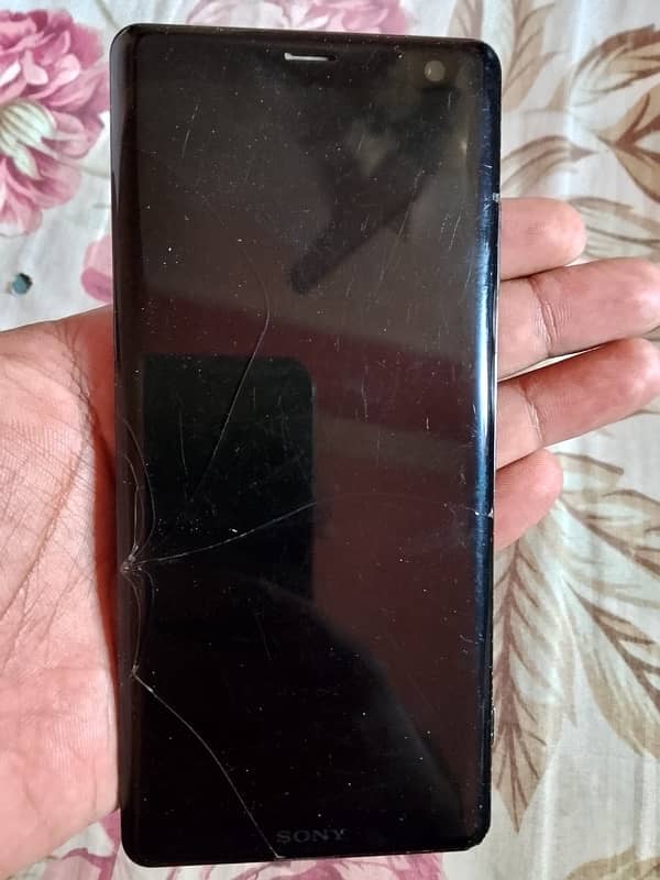 Sony Xperia XZ3. Non PTA urgent sale no foolish offer 3