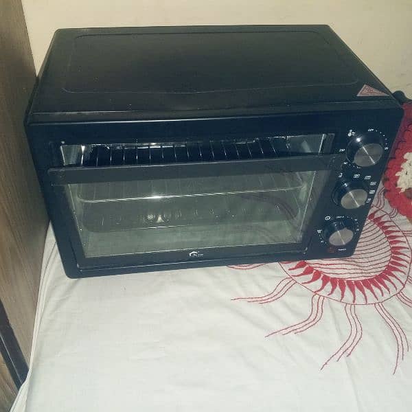 Toaster company ka oven hai brand new hai use nai Kiya belkul be 3