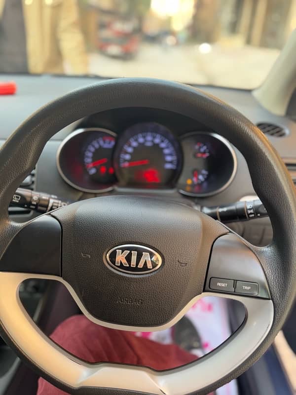 KIA Picanto 2022 13