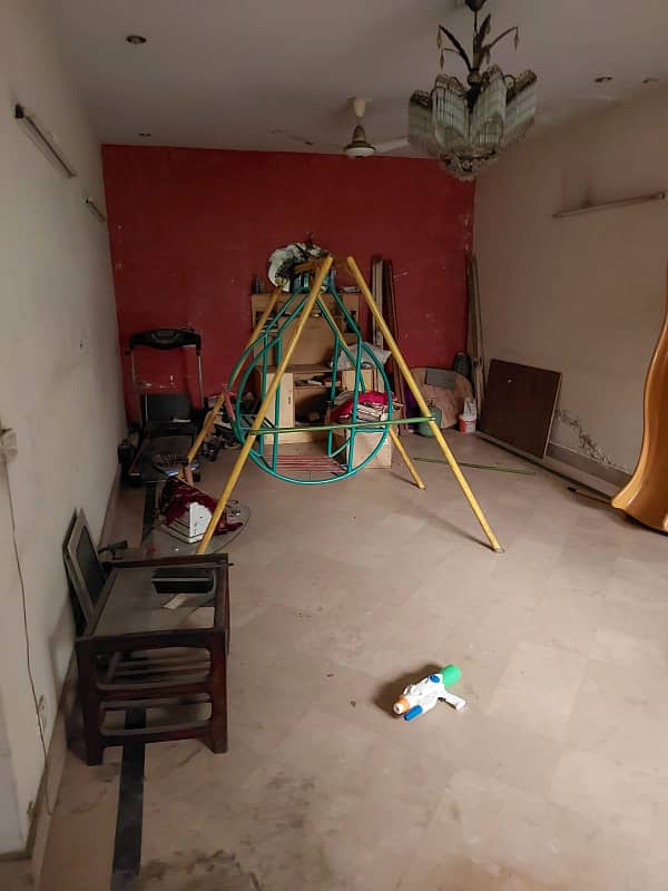 17 Marla Double Storey Old House Nespak Society Phase-1 Lahore 19