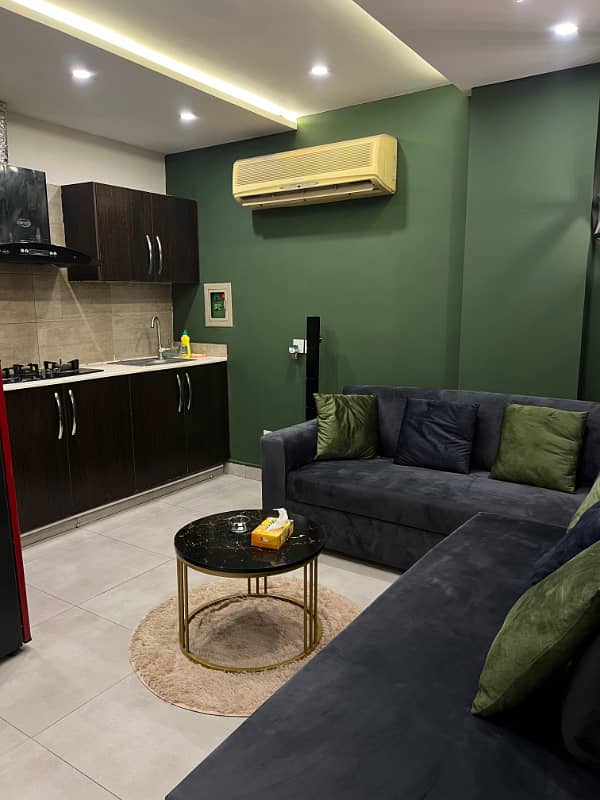 1 Bedroom VIP Full furnish flat per day available in Bahria town Lahore 2