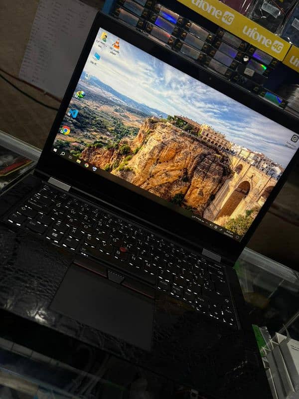 Lenovo Thinkpad x380 Yoga 4