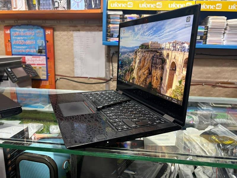 Lenovo Thinkpad x380 Yoga 8