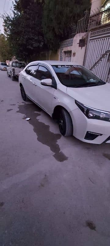 Toyota Corolla GLI 2015 manual 2nd owner 4