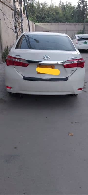 Toyota Corolla GLI 2015 manual 2nd owner 6