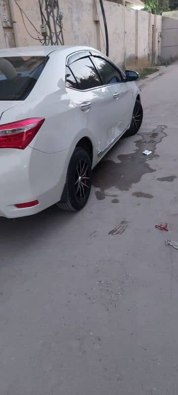 Toyota Corolla GLI 2015 manual 2nd owner 11