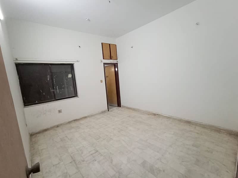 120 Yards 1ST Floor For RENT On Main Road For Office Use In North Karachi 5c4, 60,000 Rent 23