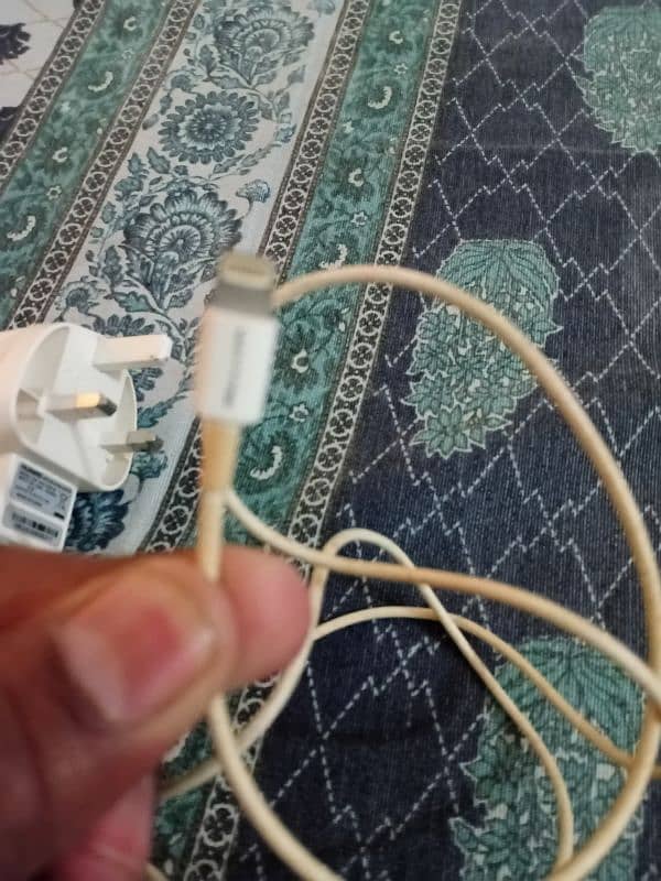 Huawei ka original adaptar with I fone cable 1