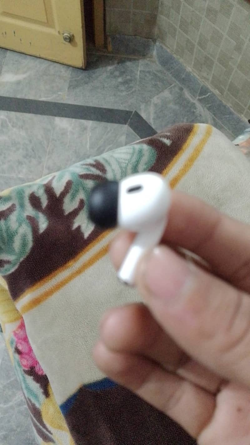 Apple Air Pods Pro 2 3