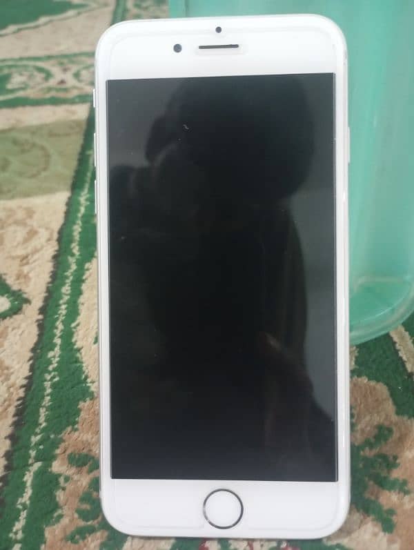 Brand phone like new in low price 4