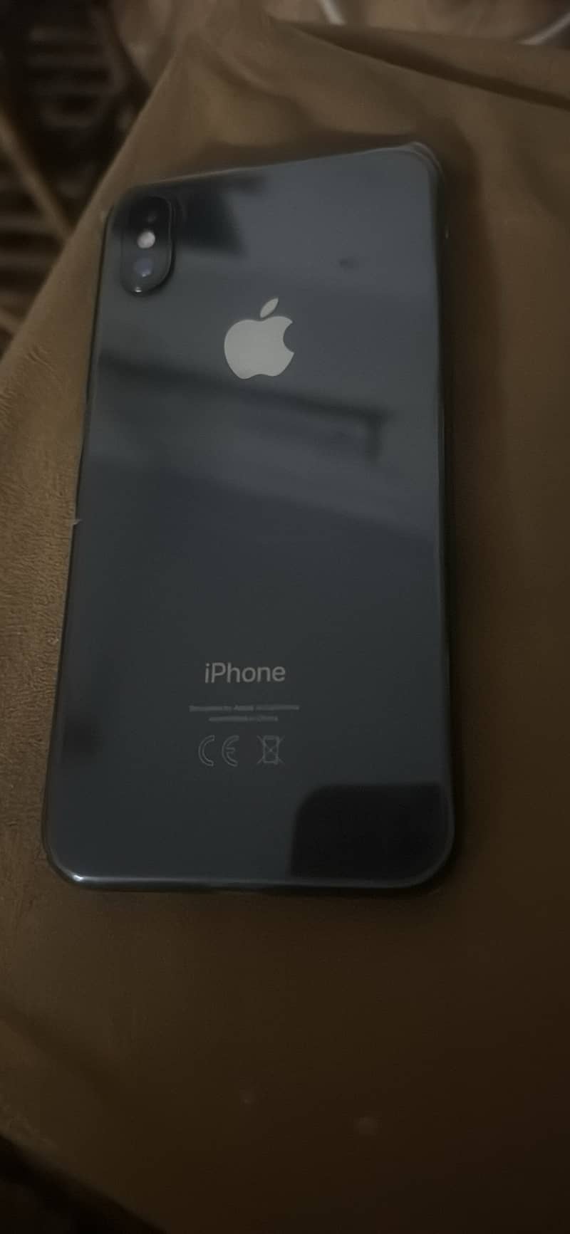 Apple iPhone X 4