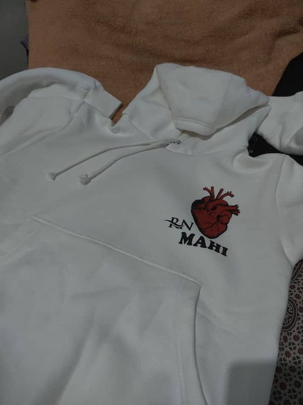 customize hoodies 13