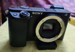 sony A6400 only body just like new 10/10