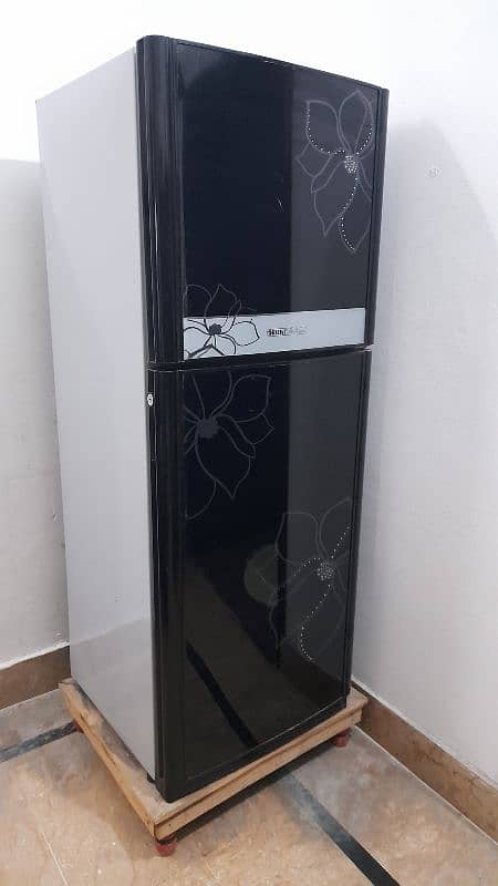 Orient Medium Size Fridge is Available for Urgent Sale 1