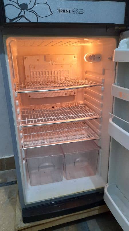 Orient Medium Size Fridge is Available for Urgent Sale 4