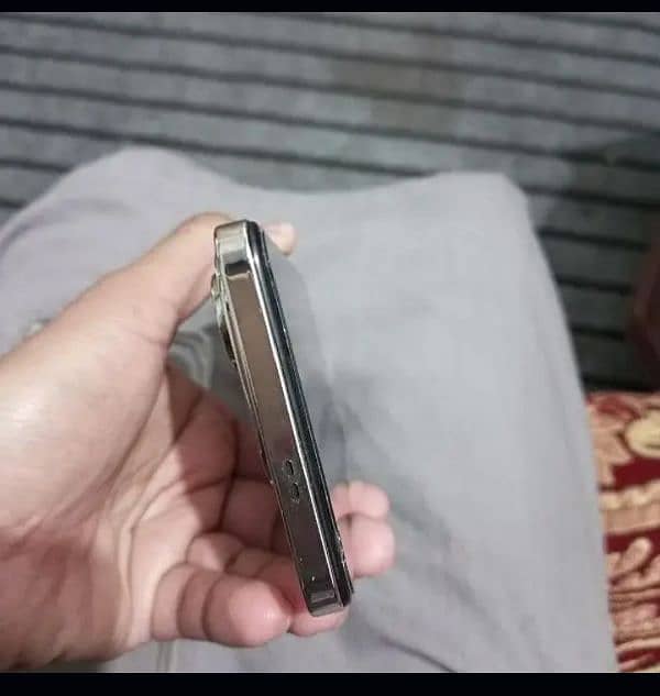 Infinix hot 40 pro 4