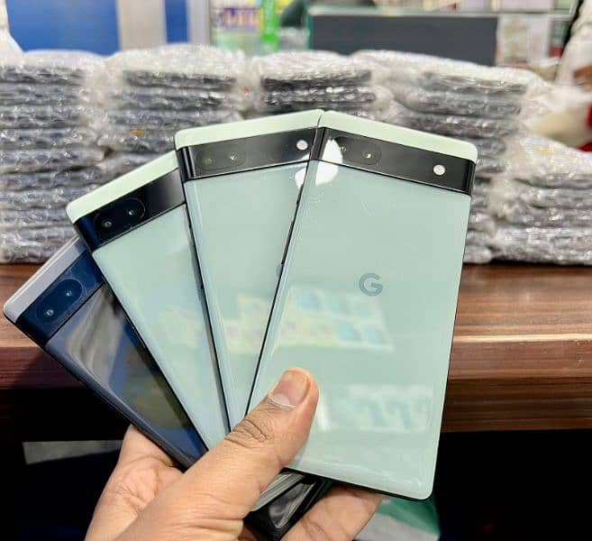 Google Pixel 8,8 Pro,7 Pro,6 Pro,6a,6,4xl,5 & 4a5g USA Box Pack Stock 1