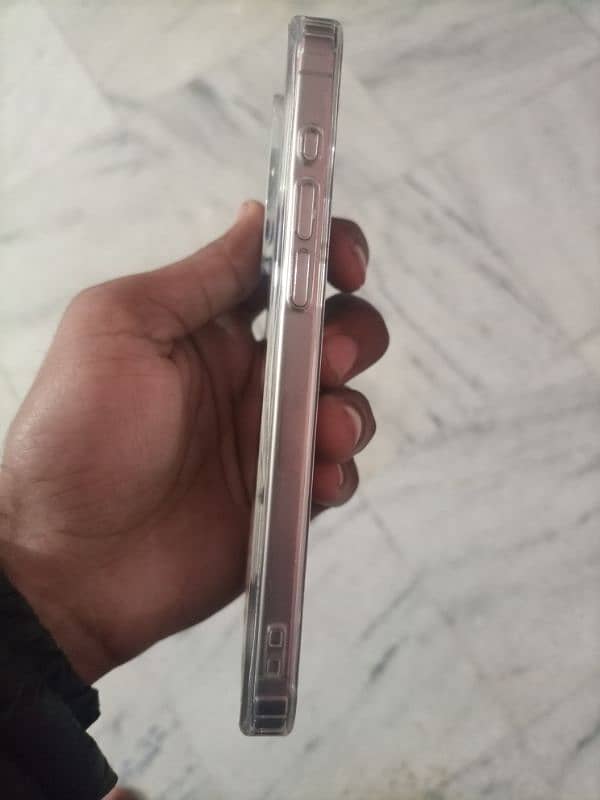 I phone 15 Pro Max 256 Gb Natural Titanium 3