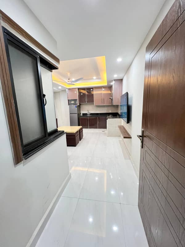 One Bedroom Modern Luxury Furnished Apartment For Rent 3