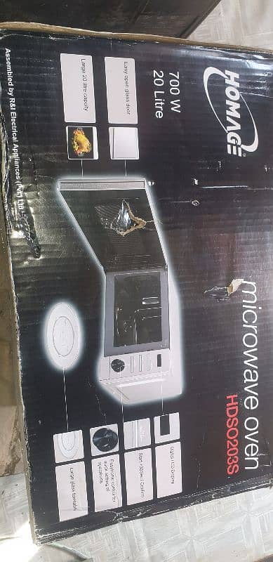 brand new 1 year guarantee neat and clean microwave for sell urgent 0