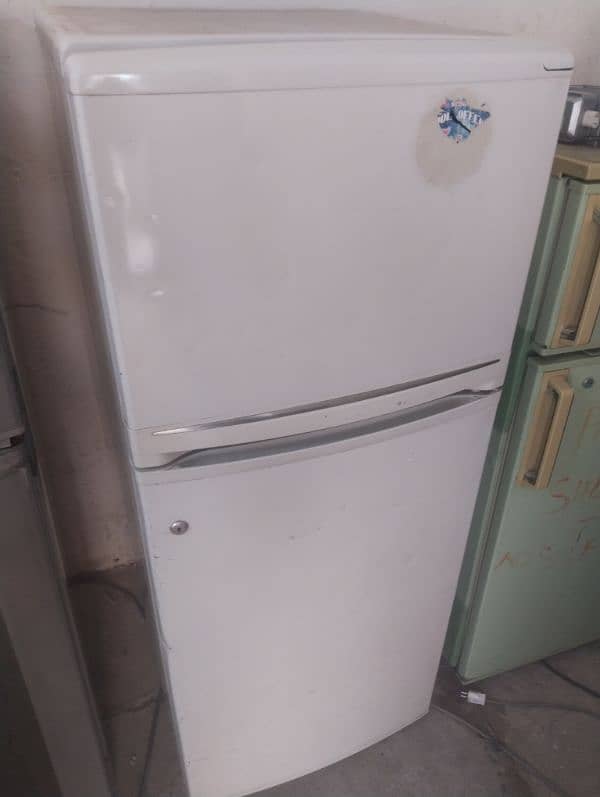 MITSUBISHI inverter fridge (made in Japan) 0