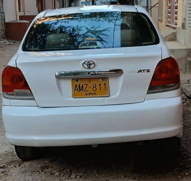 Toyota Platz 2002 5