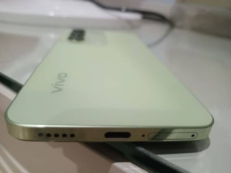 Vivo Y100 256 GB 3