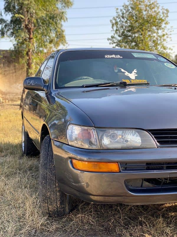 Toyota Corolla GLI 2000 3