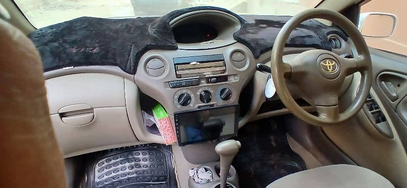 Toyota Platz 2002 6