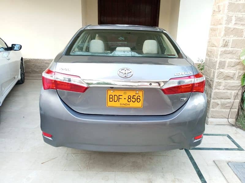 Toyota Corolla GLI 2015 Manual in Outclass Original Condition in DHA 4