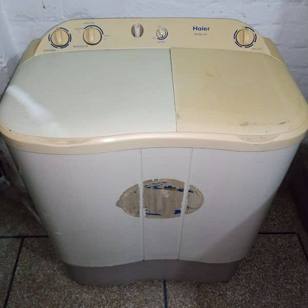 Haier TWIN-TUB WASHING MACHINE Model: HWM80-113S 13