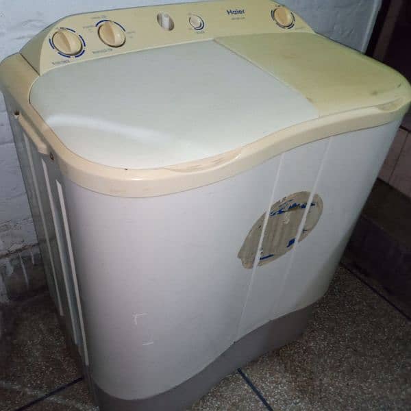 Haier TWIN-TUB WASHING MACHINE Model: HWM80-113S 14