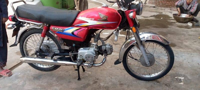 Honda 2009 model good condition for sale 03027134482 12