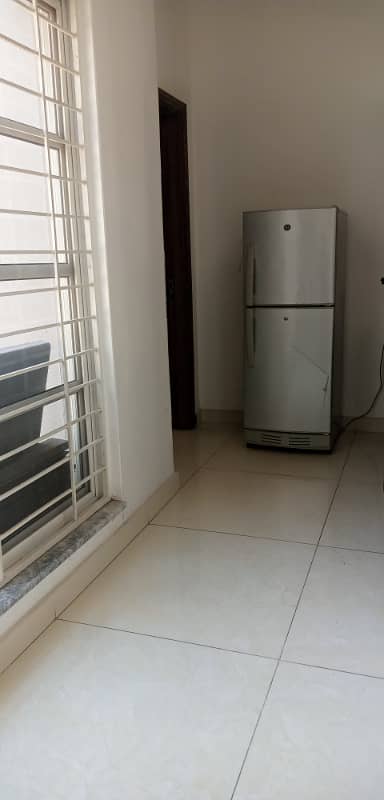 Furnished Flat Room for rent in dha phase 8 ex park view 29