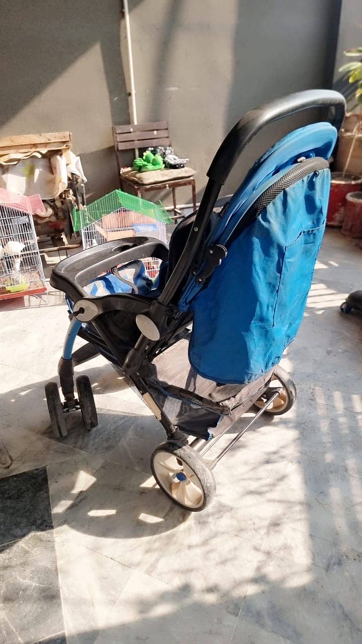 Kids big pram 1