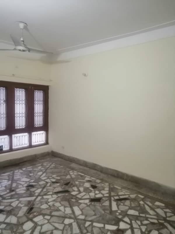 Ground Portion For Rent G-10 Islamabad 1