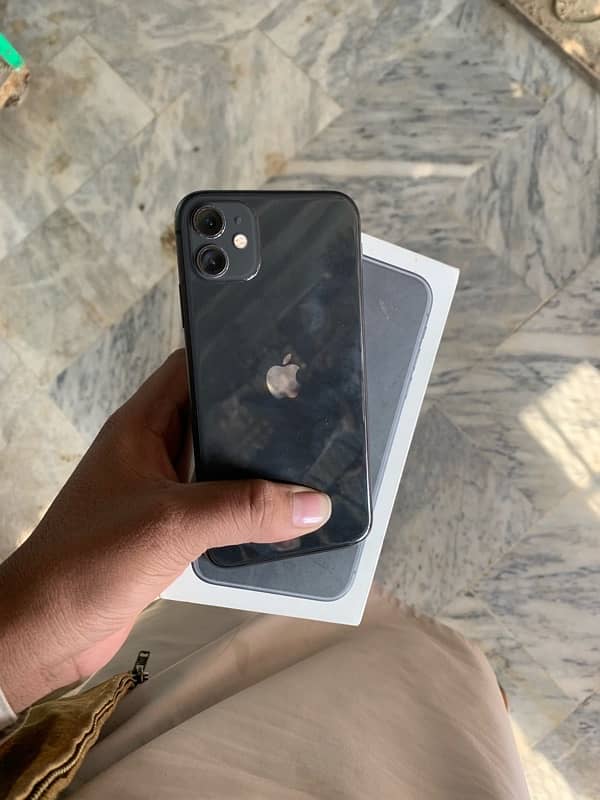 iPhone 11 64gb With box Nonpta 0