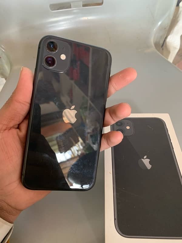 iPhone 11 64gb With box Nonpta 8