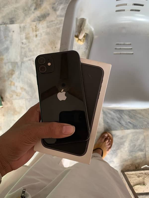 iPhone 11 64gb With box Nonpta 10