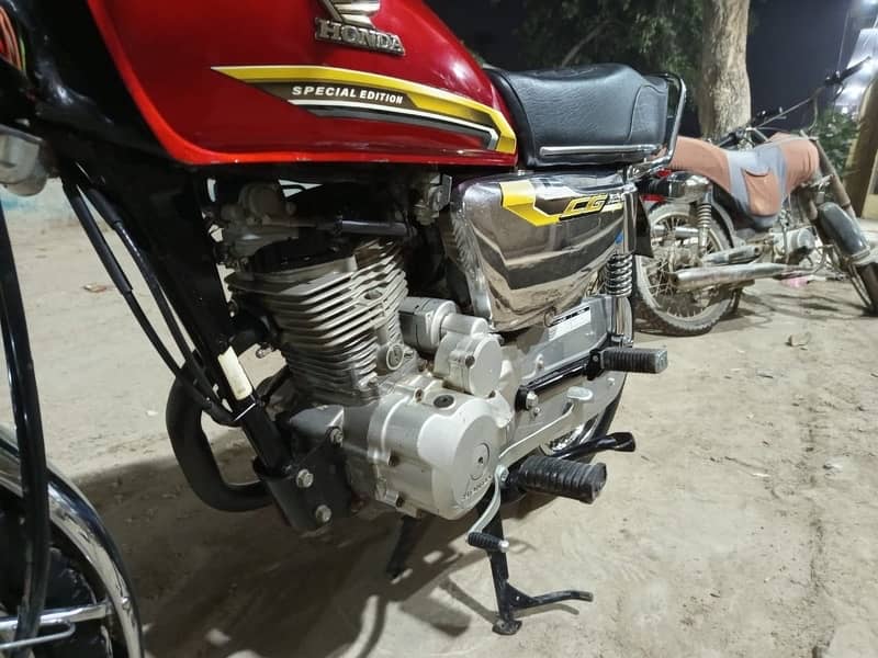 Cg 125 special edition, Self start, Mint condition 3