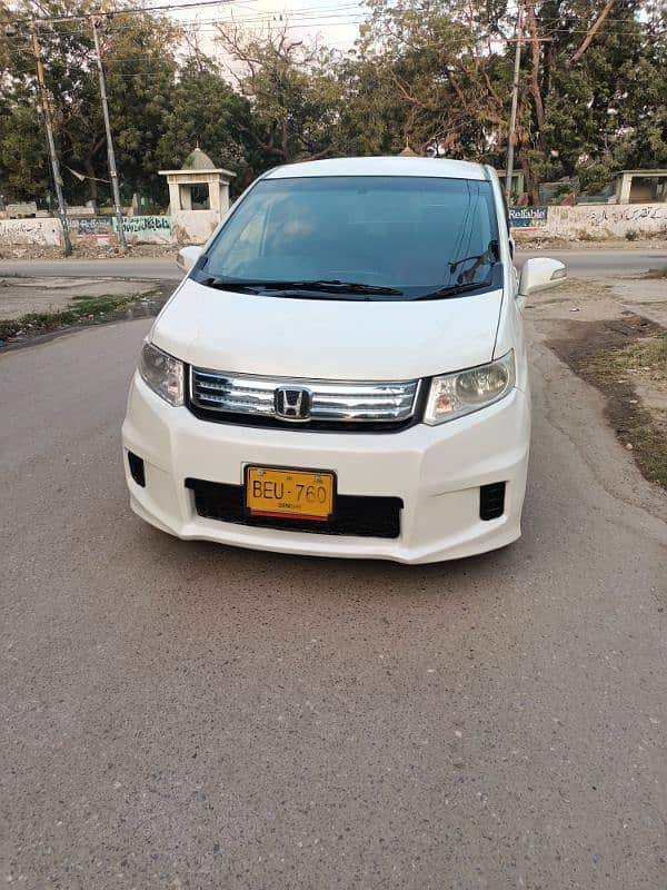 Honda Freed Spike Hybrid Automatic as Wish ISIS BRV  Sienta 13