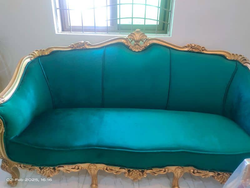 Chinioti Victorian Sofa 11